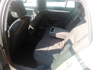 Skoda Octavia 2015-thumb-8