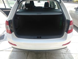 Skoda Octavia 2016-thumb-12
