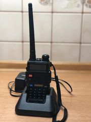 Πομποδέκτης VHF/UHF FM BAOFENG UV-5R