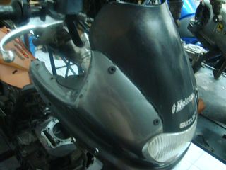 suzuki free wind 650 μασκα φανου-μουτρο