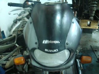 suzuki free wind 650 φαναρι εμπρος