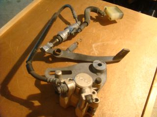 honda cbr 125 τρομπα και δαγκανα πισω κομπλε