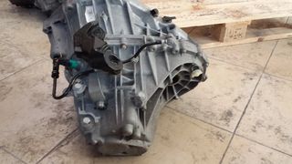 RENAULT MEGANE 6 SPEED-thumb-2