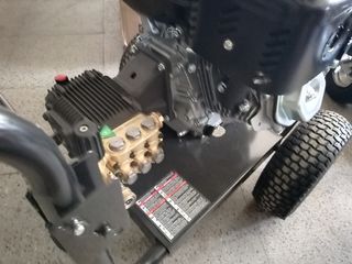 ΠΡΟΣΦΟΡΑ!!HYUNDAI ΠΛΥΣΤΙΚΗ ΜΗΧΑΝΗ ΒΕΝΖΙΝΗΣ 250bar με ΚΙΝΗΤΗΡΑ 15Hp ΒΑΡ.ΧΡΗΣΗΣ-thumb-9