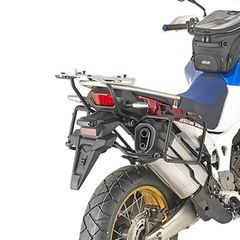 AFRICA TWIN CRF1000L ('18-'19) ΒΑΣΗ ΠΙΣΩ ΒΑΛΙΤΣΑΣ GIVI www.HondaBikes.gr