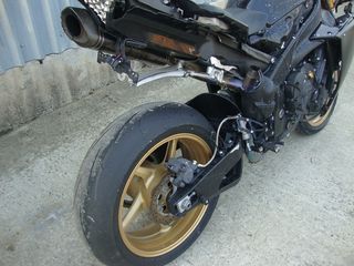 YZF R1 2009 BIG BANG   ΜΟΝΟ ΓΙΑ ΑΝΤΑΛΛΑΚΤΙΚΑ