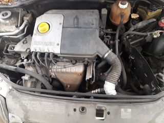 RENAULT CLIO 2001-2004 1.400 ΚΥΒΙΚΑ ΥΠΑΡΧΟΥΝ ΟΛΑ ΤΑ ΚΟΜΜΑΤΙΑ ΦΑΝΟΠΟΙΕΙΑΣ ΚΑΙ ΤΑ ΜΗΧΑΝΙΚΑ ΜΕΡΟΙ