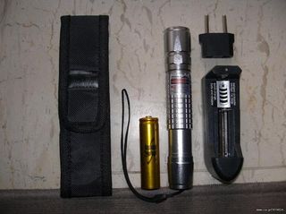 LASER ΥΨΗΛΗΣ ΠΟΙΟΤΗΤΑΣ - ΘΗΚΗ ΔΩΡΟ - ΥΠΑΡΧΕΙ ΒΙΝΤΕΟ (ΔΕΙΤΕ ΤΟ)
