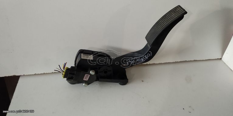 ΠΕΝΤΑΛ ΓΚΑΖΙΟΥ HYUNDAI i30 2007-2014 (EG)	