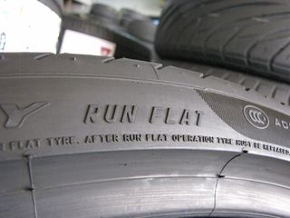 2TMX 245-35-21 PIRELLI PZERO RFT DOT (2818)-thumb-5