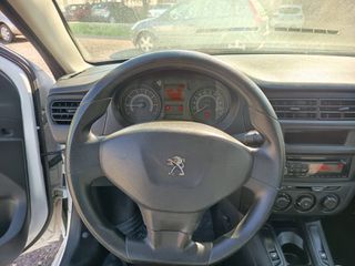 Peugeot 301 2016 1.2 PURETECH 82 ACTIVE-thumb-12