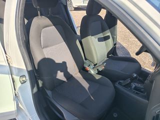 Peugeot 301 2016 1.2 PURETECH 82 ACTIVE-thumb-9