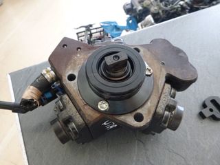 FIAT DOBLO PANDA 500 PUNTO EVO 0445010204 0445010122 0445010157 0445010293 15200-68L10 55206489 55567369 5819073 55575157 BOSCH ΑΝΤΛΙΑ ΠΕΤΡΕΛΑΙΟΥ 