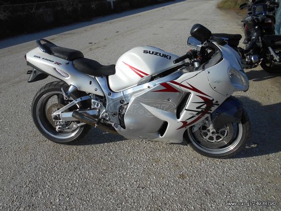 SUZUKI HAYABUSA GSXR 1300