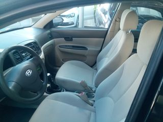 Hyundai Accent 2007-thumb-2