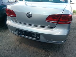 Volkswagen Passat 2012-thumb-3