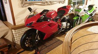 Ducati 848 2010 848-thumb-7