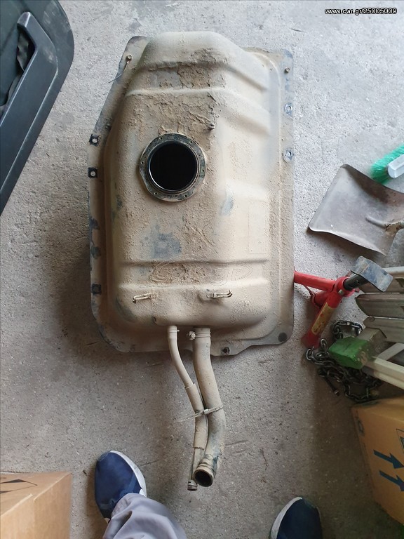 Suzuki jimny ρεζερβουάρ