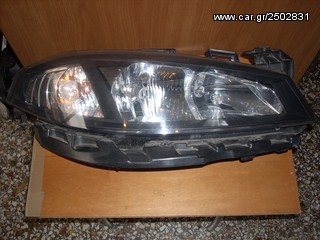 KARAHALIOS-PARTS ΦΑΝΑΡΙ ΕΜΠΡΟΣ ΔΕΞΙΟ RENAULT LAGUNA 05-07