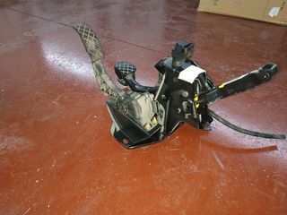 Πετάλια συμπ/κτη-γκαζιου φρένου seat ibiza 03 BBZ όλα μαζί 60 ευρώ χωριστά 30 τό ένα