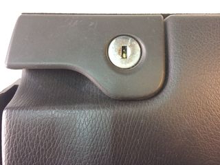 ΝΤΟΥΛΑΠΑΚΙ ΜΑΥΡΟ C CLASS W203-thumb-1