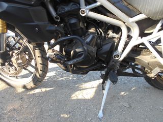  TRIUMPH TIGER 800-thumb-2