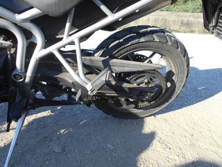  TRIUMPH TIGER 800-thumb-3
