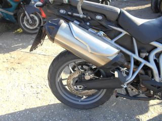  TRIUMPH TIGER 800-thumb-6