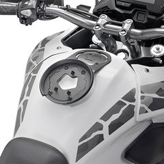 Σύστημα κλειδώματος σάκου tank-bag GIVI BF44 στο ρεζερβουάρ για HONDA NX500 2023-, CB500X'2019