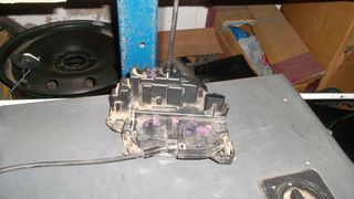 RENAULT CLIO 06-2009 ΚΛΕΙΔΑΡΙΑ ΕΣΩΤΕΡΙΚΗ ΗΛΕΚΤΡΟΜΑΓΝΗΤΙΚΗ ΠΟΡΤΑΣ ΔΕΞΙΑΣ ΕΜΠΡΟΣ