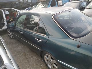 Mercedes-Benz C 180 1999-thumb-2