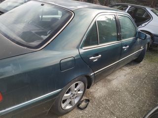 Mercedes-Benz C 180 1999-thumb-3