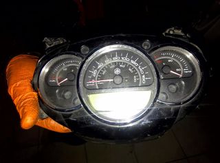 ΠΩΛΕΙΤΑΙ ΚΟΝΤΕΡ ΓΙΑ PIAGGIO BEVERLY 300 LED