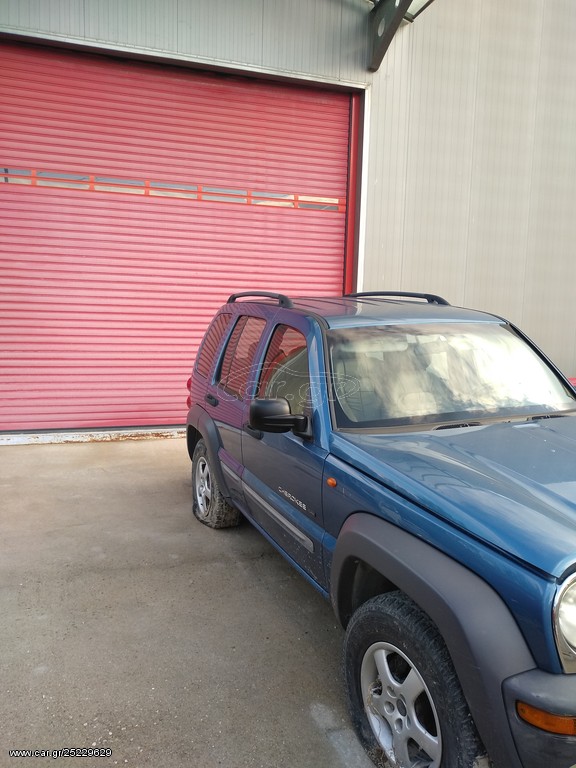 Jeep Cherokee Sport '04