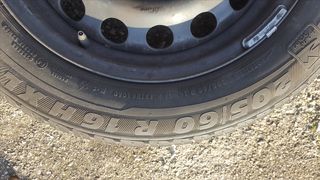 SEMPERIT 205/60 R16-thumb-2