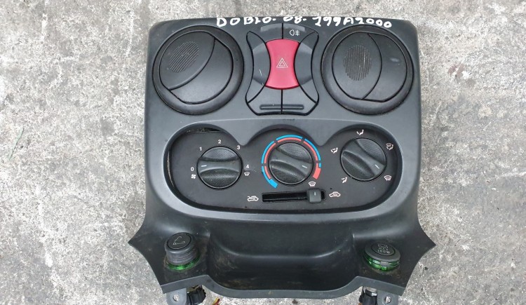 Κονσόλα με Χειριστίρια Καλοριφέρ Fiat/Doblo/199A2000-2007...