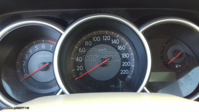 Car Gr Nissan Tiida 11