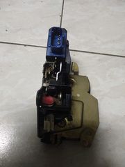 BMW E36  ΚΛΕΙΔΑΡΙΈΣ ΠΌΡΤΑΣ-thumb-2