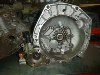 ΣΤΟ ΚΟΣΤΟΣ SEAT MARBELLA/TERRA/IBIZA - FIAT UNO (1984-1995) 900 CC ΠΕΝΤΑΚΑΘΑΡΟ ΣΑΣΜΑΝ ΜΕ ΛΙΓΑ ΧΙΛΙΟΜΕΤΡΑ