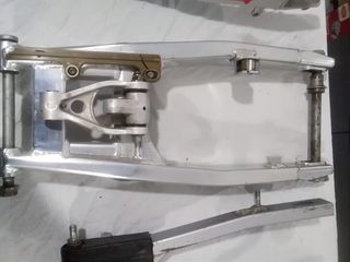 SUZUKI FREEWIND 650-thumb-1