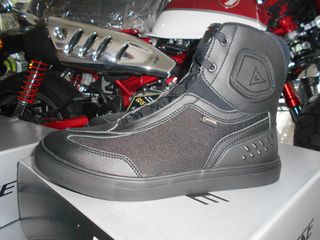 Dainese Street Darker Gore-TEX-thumb-5