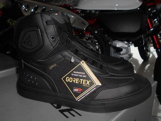 Dainese Street Darker Gore-TEX