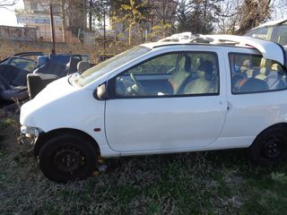 <DANOS CARS>  RENAULT TWINGO-thumb-1