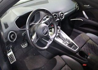 AUDI TTS 2016-thumb-4
