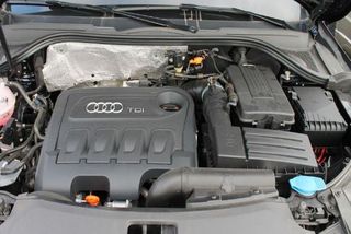 AUDI Q3 2015 2.0 TDI-thumb-3
