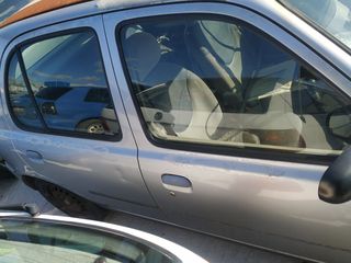 NISSAN MICRA 01' 1.0cc-thumb-2