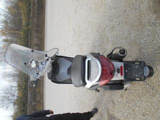 PIAGGIO BEVERLY 250 4T LC -thumb-4