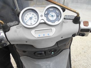 PIAGGIO BEVERLY 250 4T LC -thumb-8
