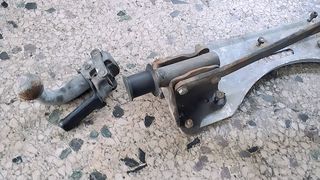 Alfa Romeo 75 κοτσαδορος αυθεντικος αυτοματος -thumb-1
