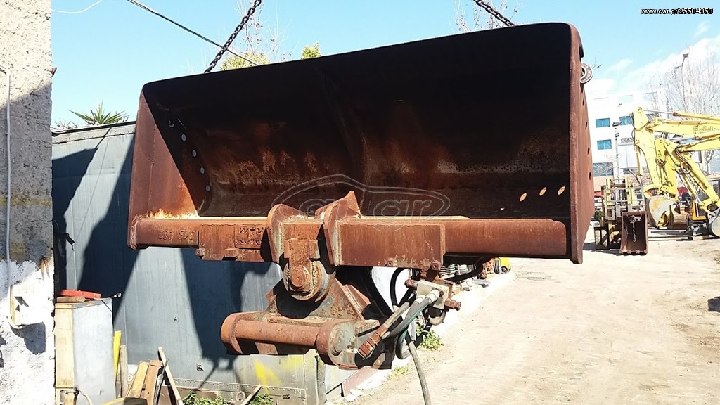 Κάδοι Μπαζών Liebherr 2004